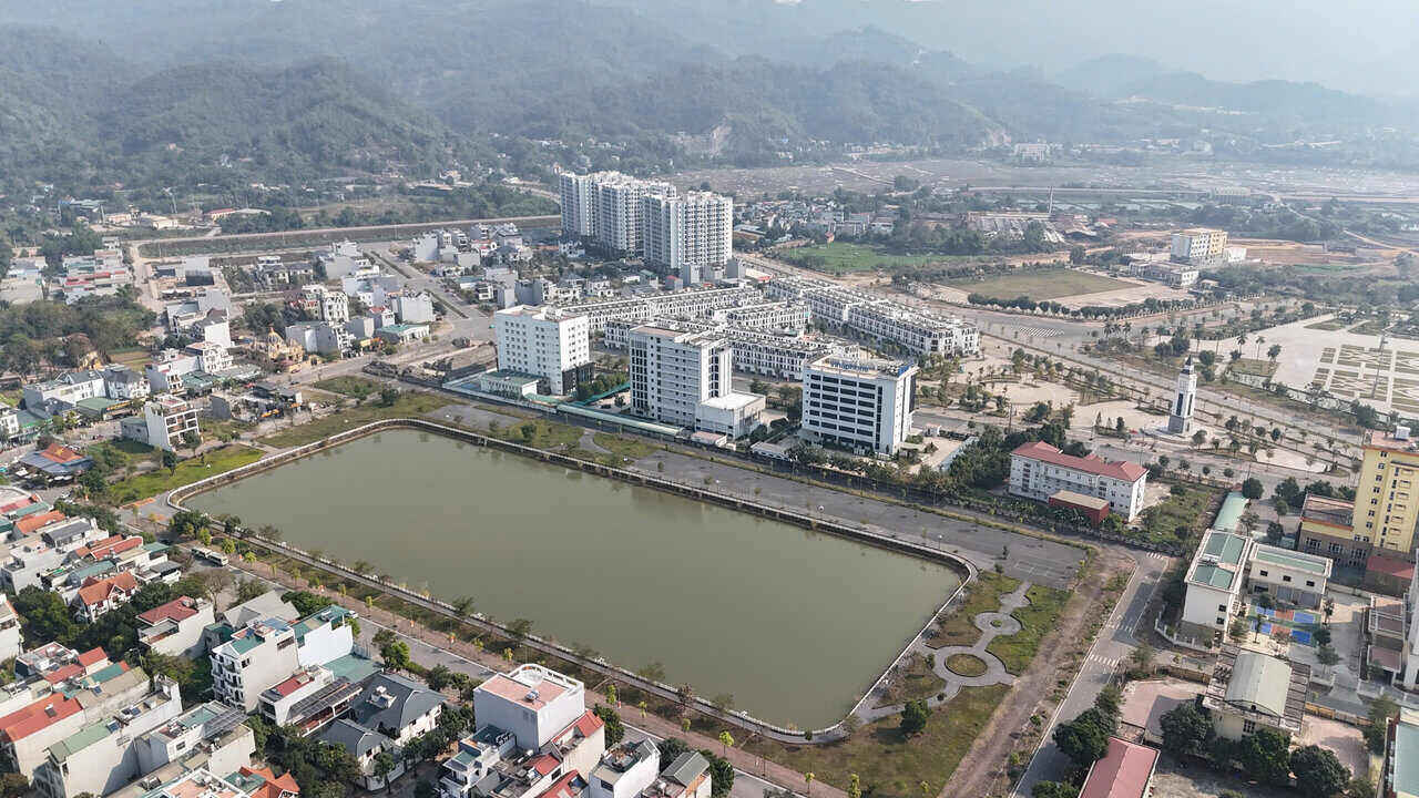 Toan canh do thi TP Hoa Binh (truoc sap nhap), nay la mot phan khong gian phat trien kinh te - xa hoi cua tinh Phu Tho moi sau khi hop nhat ba tinh Phu Tho, Vinh Phuc va Hoa Binh tu thang 1.7.2025. Anh: Minh Chuyen