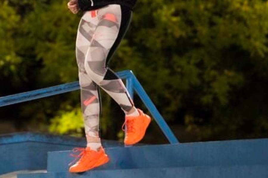 According to cardiologists, low temperatures and winter morning pollution can put great pressure on the heart, especially for people with underlying diseases. Photo: Thuy Duong