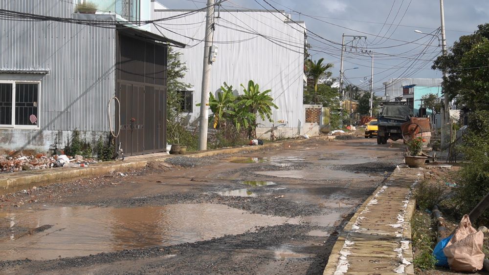 Da Nang spends support from 300,000 - 400,000 VND/person/day for individuals participating in compensation, support, and resettlement activities. Photo: Tran Thi