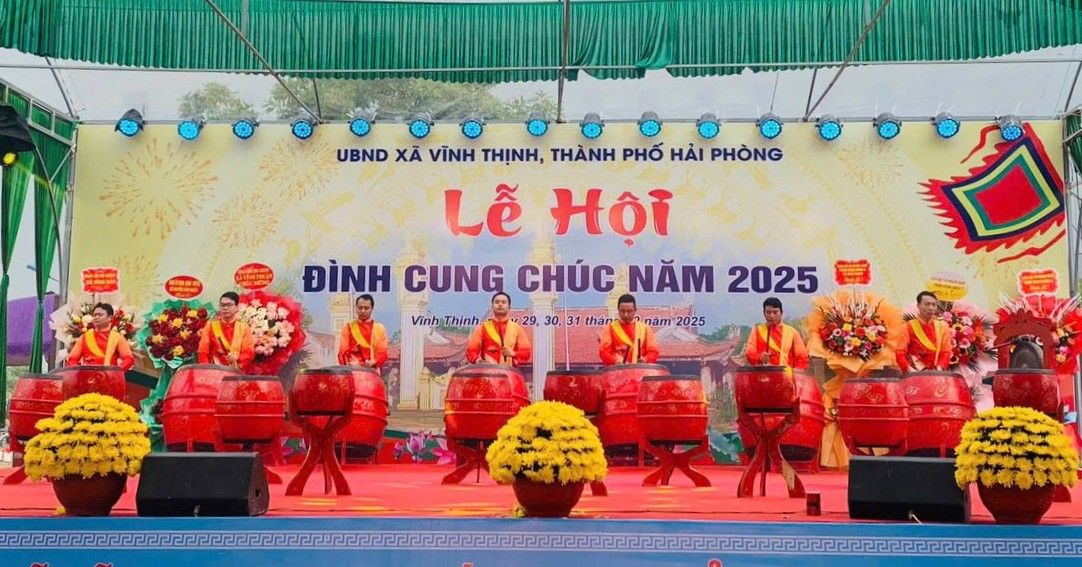 Opening ceremony of Cung Chuc communal house, Hai Phong. Photo: Vinh Thinh dream day