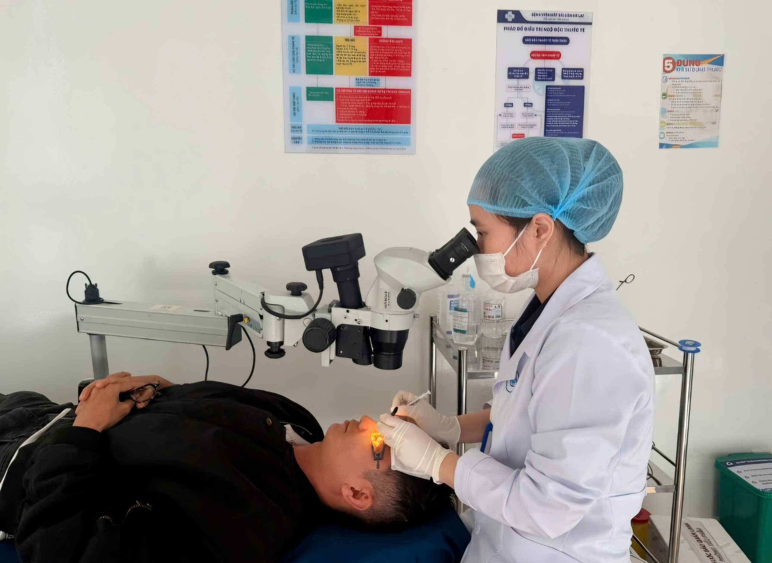 Over the past time, many people with eye injuries have come to Saigon Da Lat Eye Hospital for surgery and treatment. Photo: Saigon Da Lat Eye Hospital provided