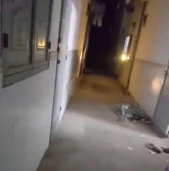 Cô gái nghi bị sát hại ở hành lang nhà trọ tại TPHCM