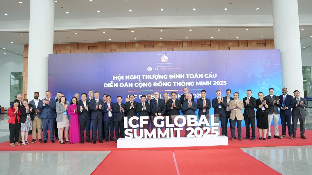 Dai bieu du dien dan Cong dong thong minh the gioi nam 2025. Anh: Dinh Trong