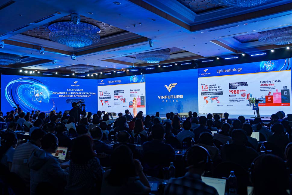 Toa dam “Buoc tien trong Phat hien, Chan doan va Dieu tri benh” trong khuon kho Tuan le VinFuture 2025 dien ra trong ngay 3.12.2025. Anh: Hao Thien