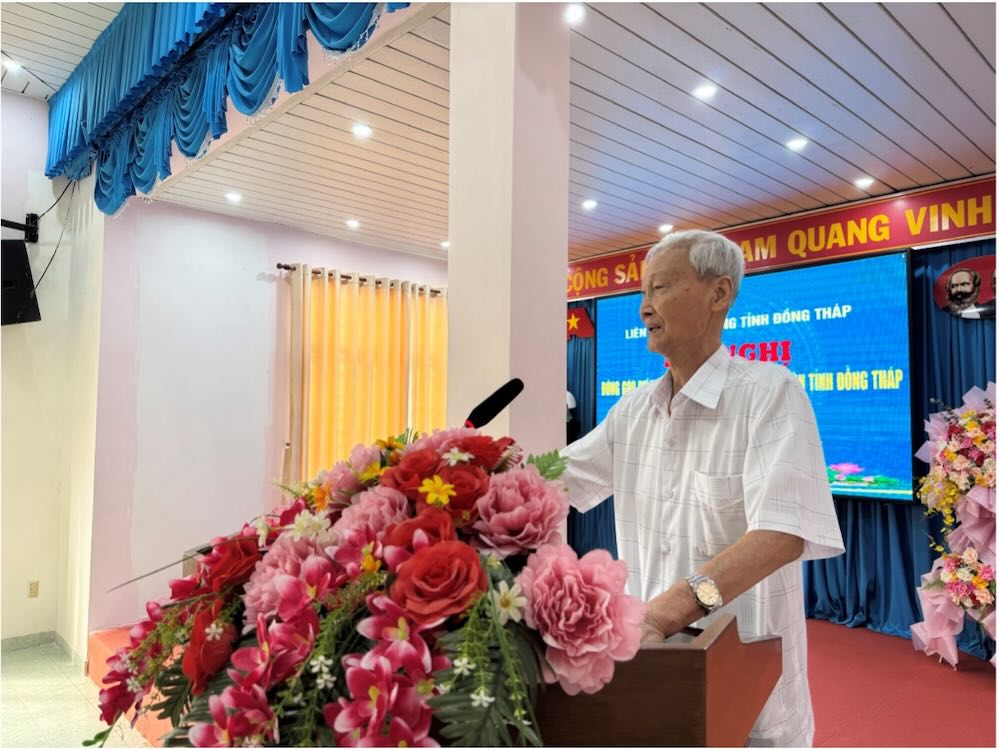 Dai bieu thao luan tai Hoi nghi. Anh: Duc Trung. 