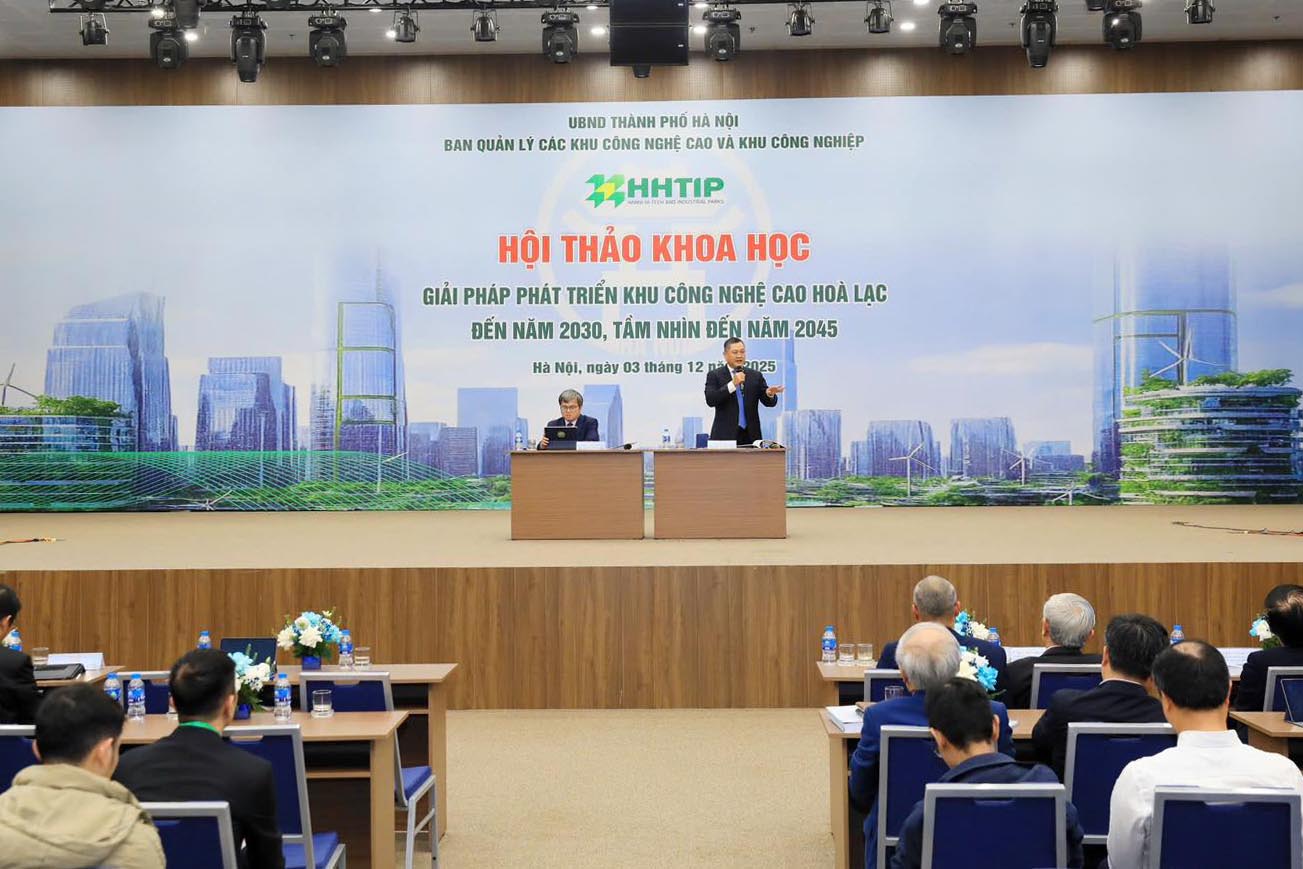 Scientific workshop "Solutions for developing CNC Hoa Lac Park to 2030, vision to 2045", December 3. Photo: Le Hai