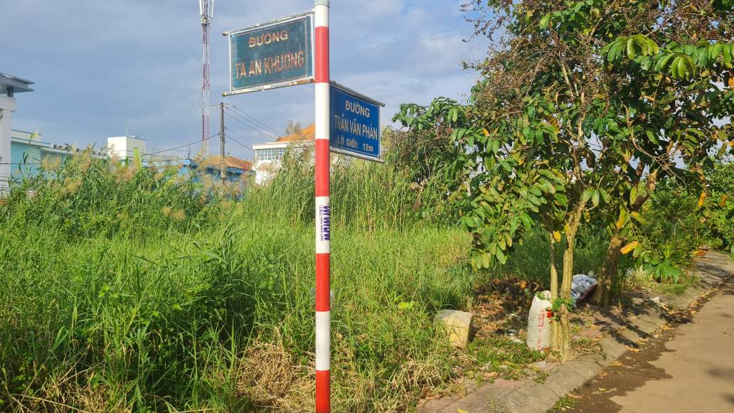 Hai tuyen duong nay tai phuong Tan Thanh, Ca Mau tang len hon 30% so voi muc gia cu. Anh: Nhat Ho