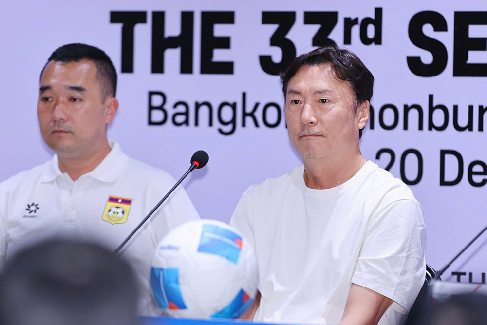 U22ラオスのハ・ヒョクジュン監督。写真:ミン・ダン