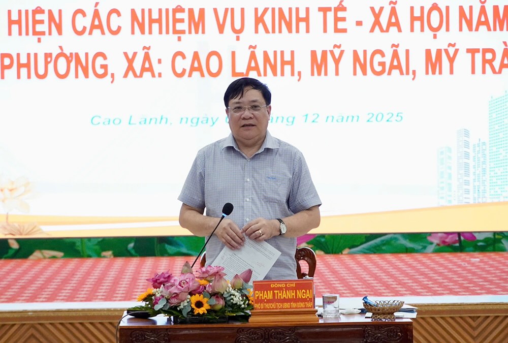Chu tich UBND tinh Pham Thanh Ngai ghi nhan su chu dong, sang tao cua chinh quyen 2 cap va no luc cua cac dia phuong trong thuc hien nhiem vu phat trien kinh te – xa hoi nam 2025. Anh: Cong thong tin dien tu Dong Thap.