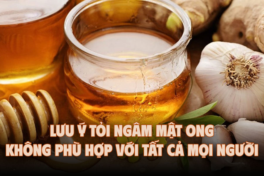 Note that honey-soaked garlic is not suitable for everyone