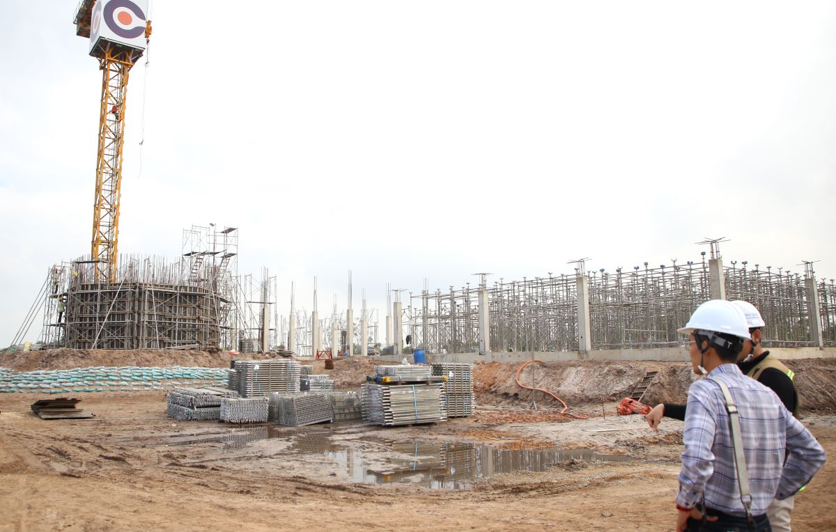 Dai kiem soat khong luu da hoan thanh toan bo mong, dang thi cong tang 1. Anh: Hung Tho