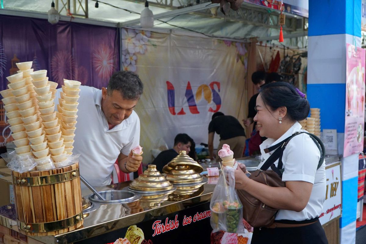 Gian hang kem Tho Nhi Ki. Anh: Minh Tam