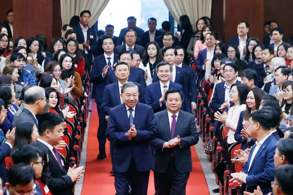 Tong Bi thu To Lam toi du Hoi nghi. Anh: Thong Nhat