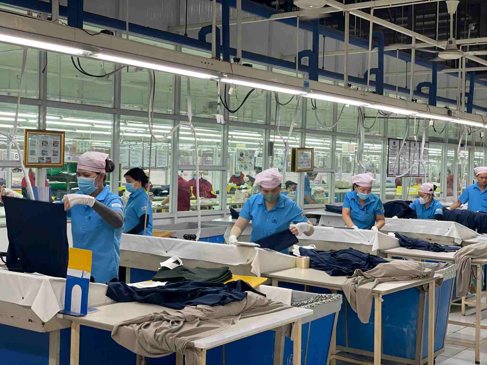 Cong ty chi tra day du 