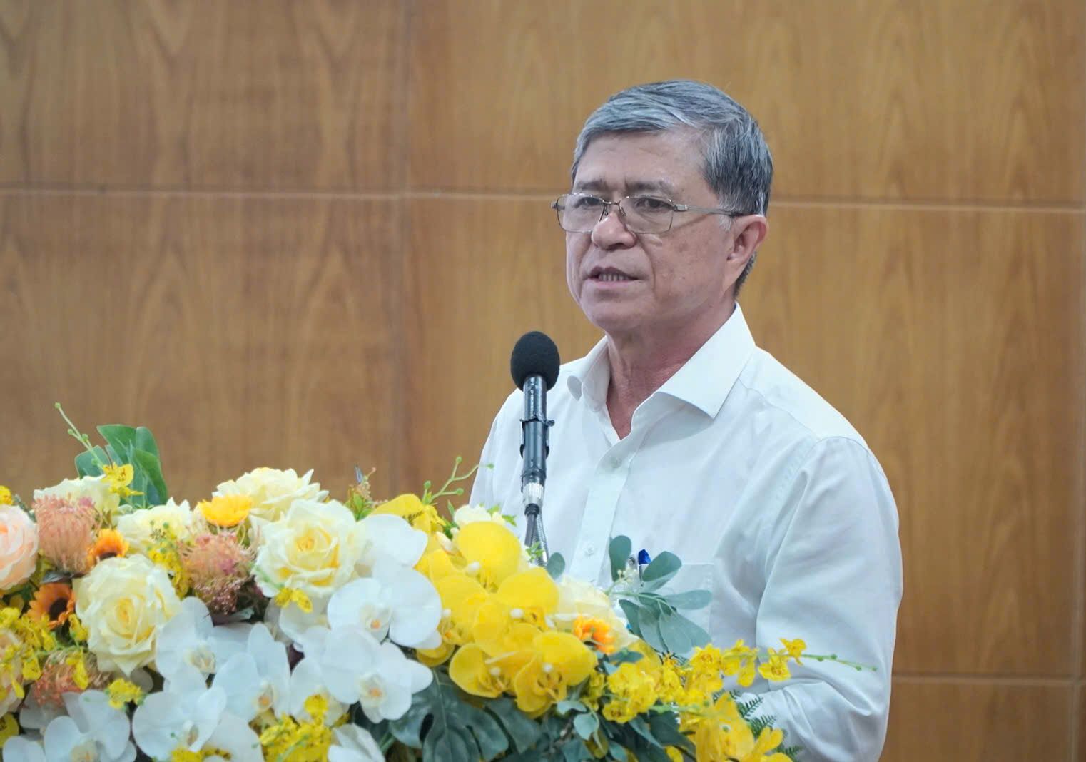 Ong Nguyen Van Hieu - giam doc