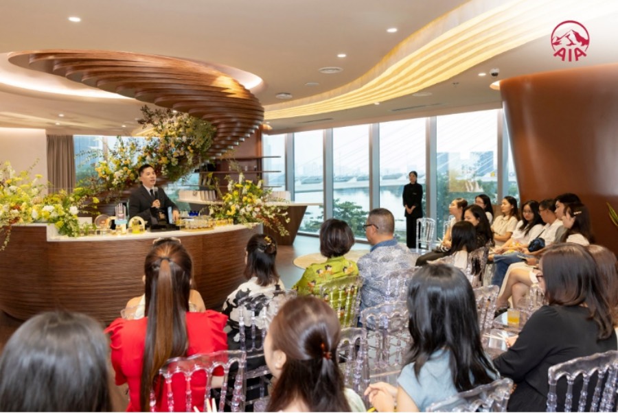 AIA 베트남은 AIA Elite를 통해 고급 고객에게 접근하는 전략을 재구성합니다.