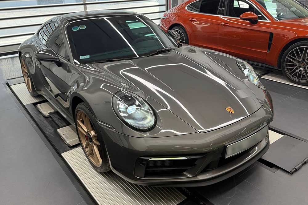 Porsche 911 GTS generation 992.1 appears in Vietnam with high performance configuration and many characteristic equipment of the GTS version. Photo: Anh Tu