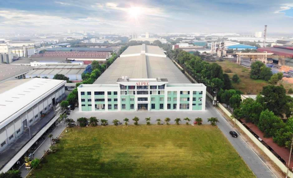 Nhà máy sản xuất thang máy ALPEC với quy mô gần 23.000m2. Ảnh: ALPEC