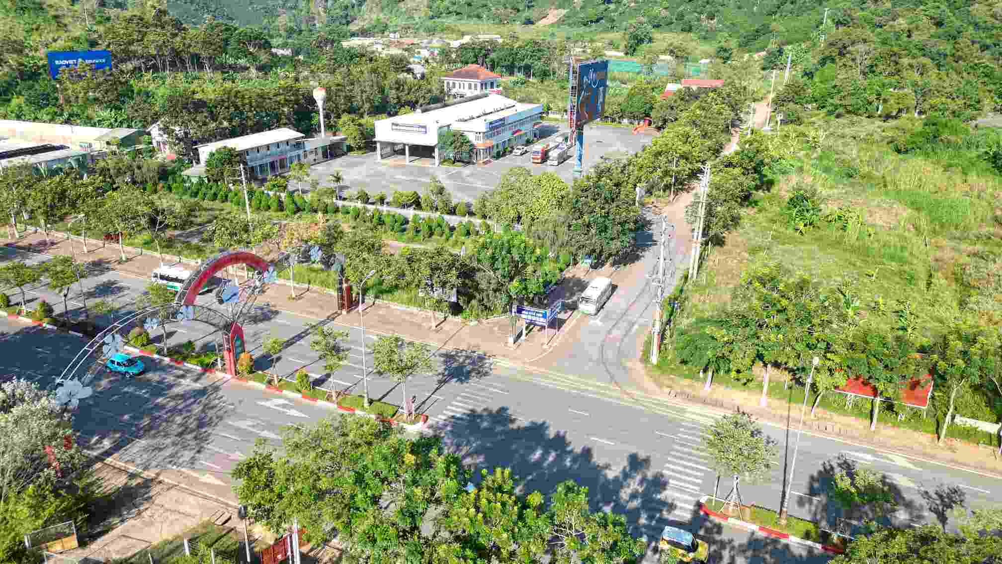 Son La Motor Vehicle Registration Center 2601D is located in Noong La village, Chieng Sinh ward. Photo: Minh Nguyen