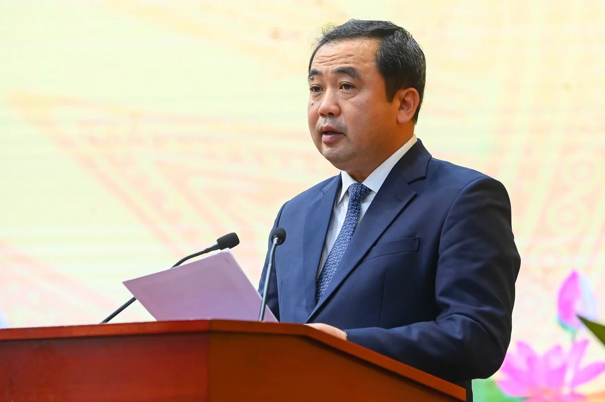 Bo truong Tran Duc Thang bao cao Tong ket thuc hien Ke hoach phat trien nganh Nong nghiep va Moi truong nam 2025, giai doan 2020 - 2025 va trien khai ke hoach nam 2026. Anh: Tung Dinh.