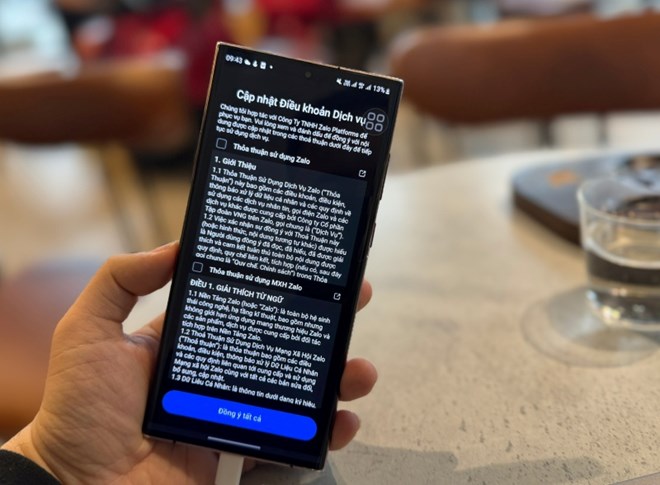Zalo se pronuncia oficialmente para responder a las preguntas de los usuarios actuales sobre la actualizacion de las condiciones de uso. Foto: Tri Minh