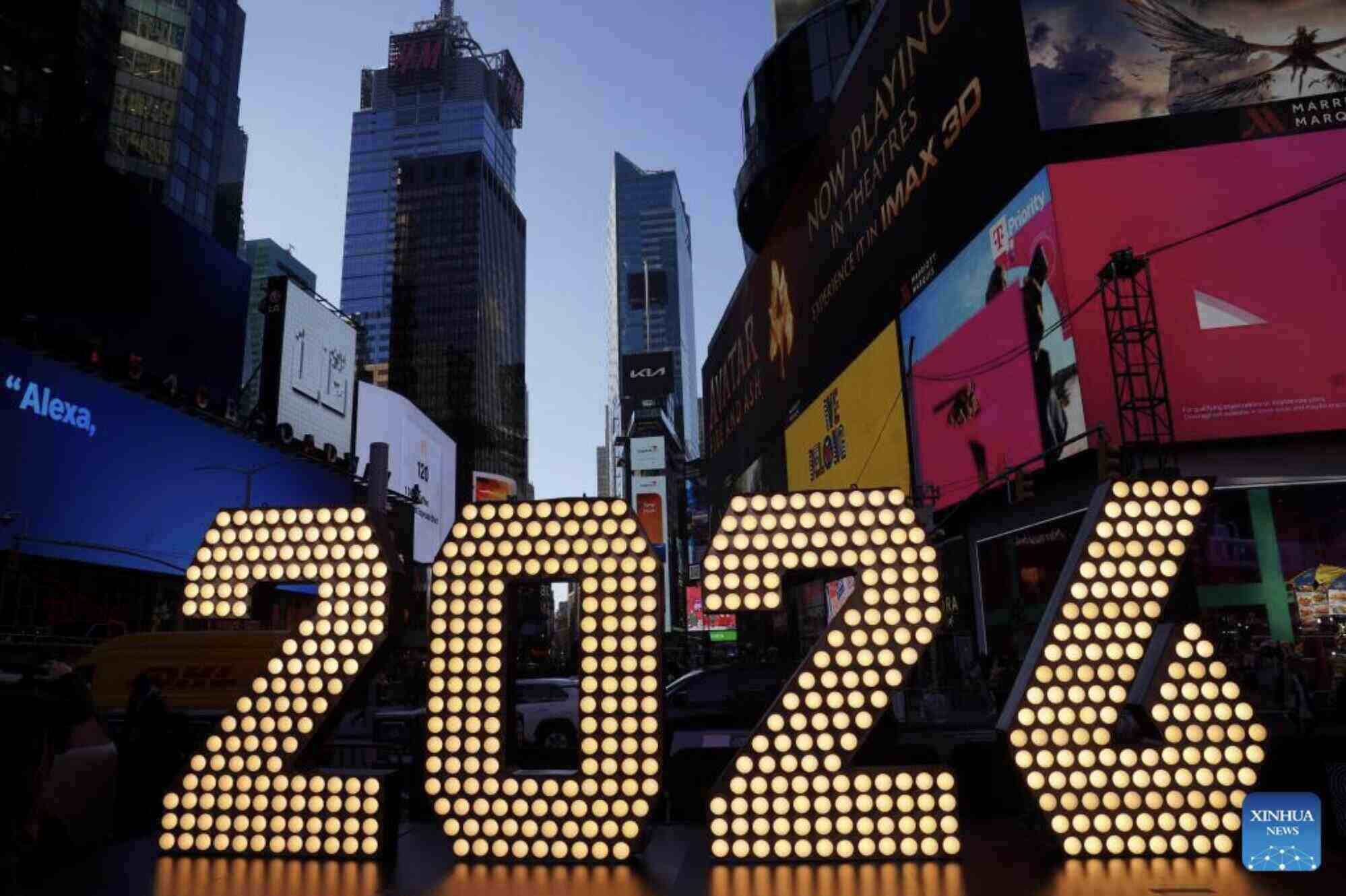 Times Square in New York City prepares to welcome the New Year. Photo: Xinhua