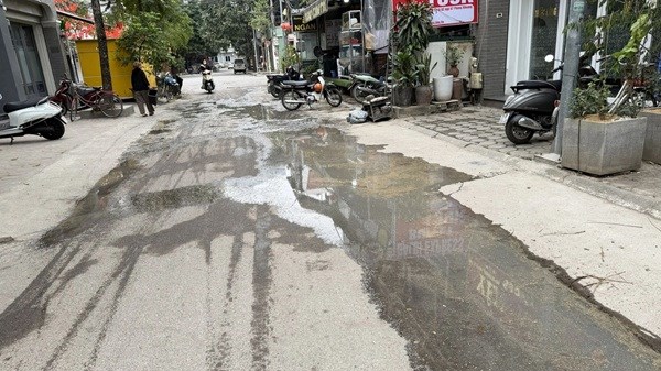 Hạ tầng khu nhà ở Phùng Khoang nhiều năm vá víu tạm thời