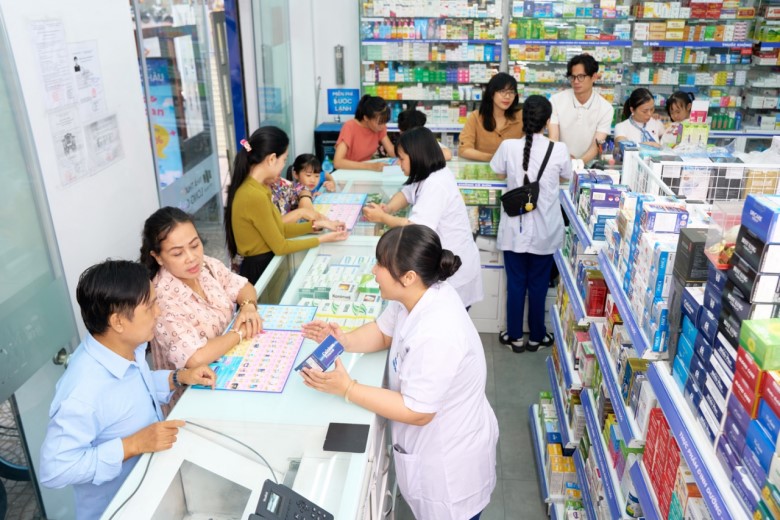 Giu chan nha thuoc khong chi la nhiem vu cua trinh duoc vien, ma la bai toan then chot cua doanh nghiep duoc. Anh: DNCC