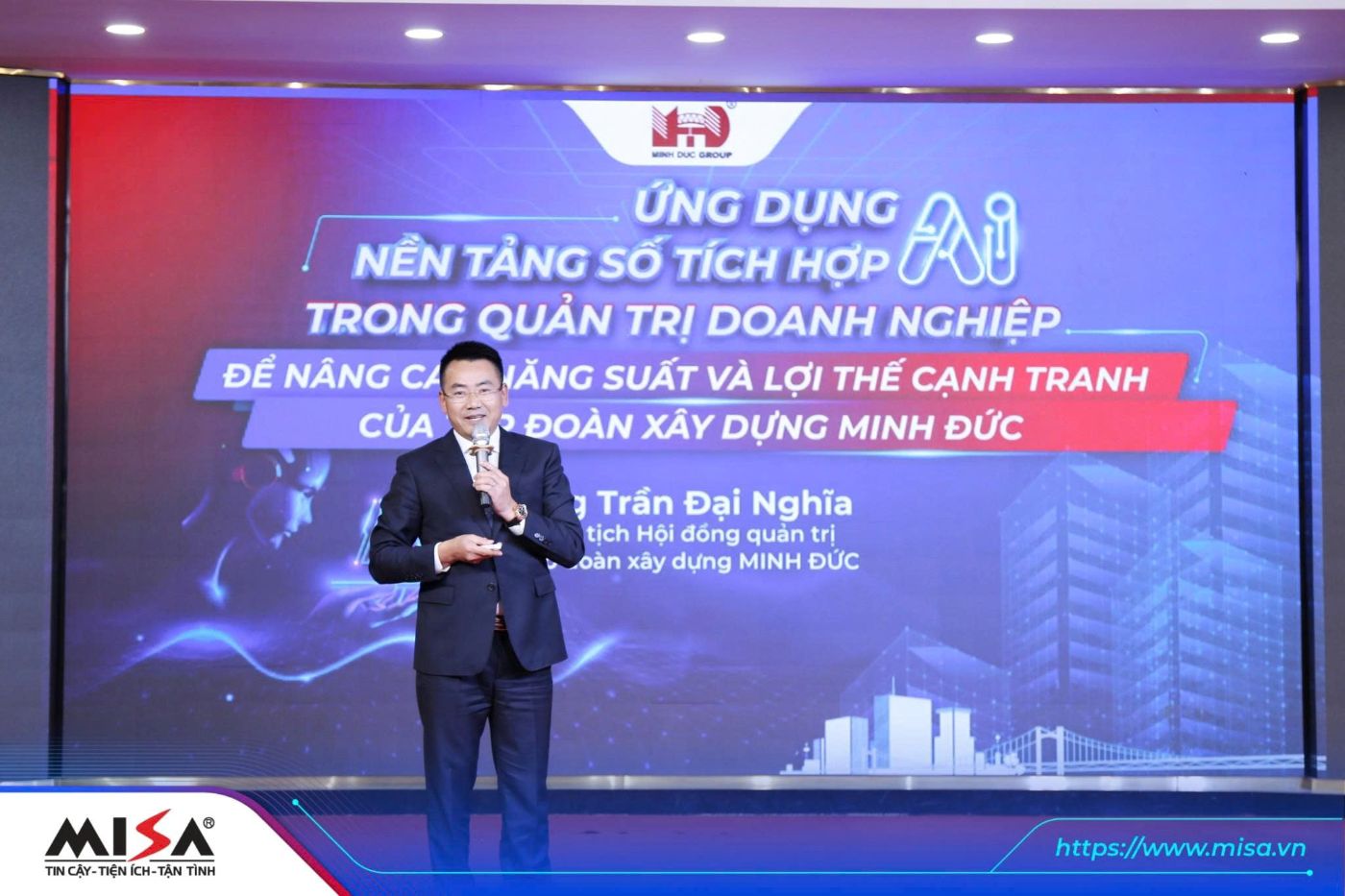 Ong Tran Dai Nghia – Tong Giam doc Tap doan xay dung Minh Duc chia se thuc te ve hieu qua cua chuyen doi so voi nen tang MISA AMIS va nhan duoc nhieu su quan tam tu cac dai bieu tham du