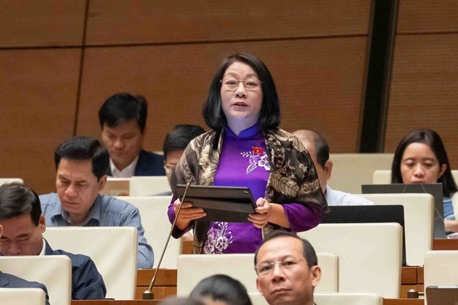 시험 압박으로 인해 학생들이 무기력하고 무기력해 보이는 모습을 보고 대표단은 마음이 아팠습니다.