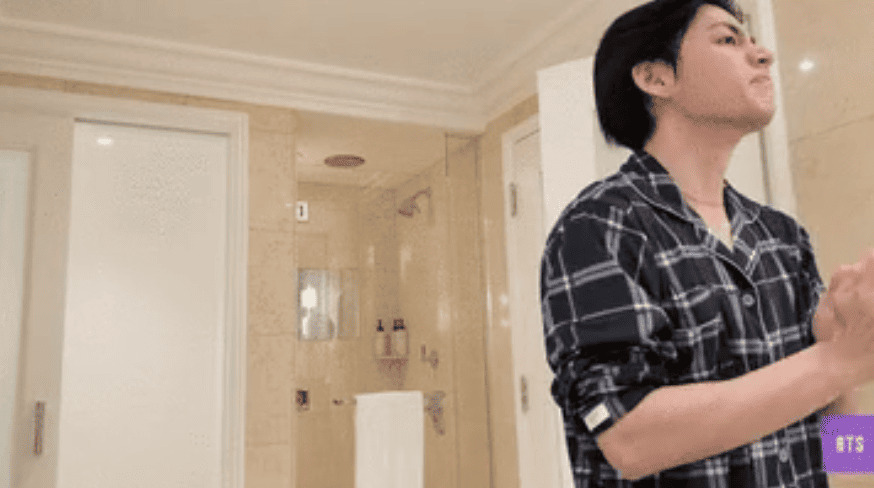 Bo do ngu khien chuyen tinh cam giua V va Jennie lai nong voi du luan. Anh: Cat tu video