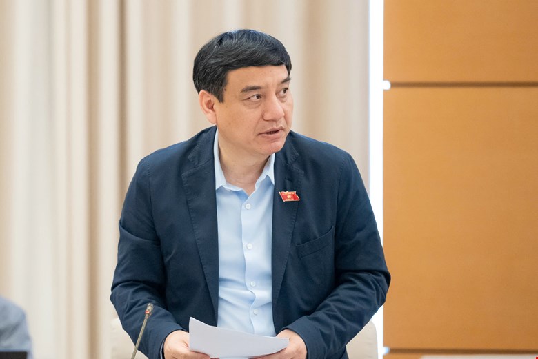 Chu nhiem Uy ban Van hoa va Xa hoi Nguyen Dac Vinh. Anh: Media Quoc ho