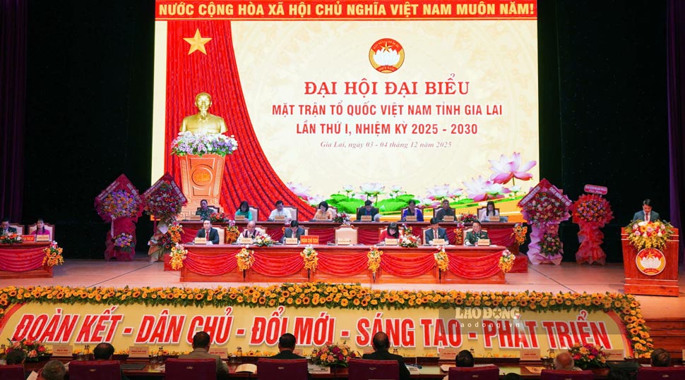 Quang canh dai hoi. Anh: Hoai Phuong