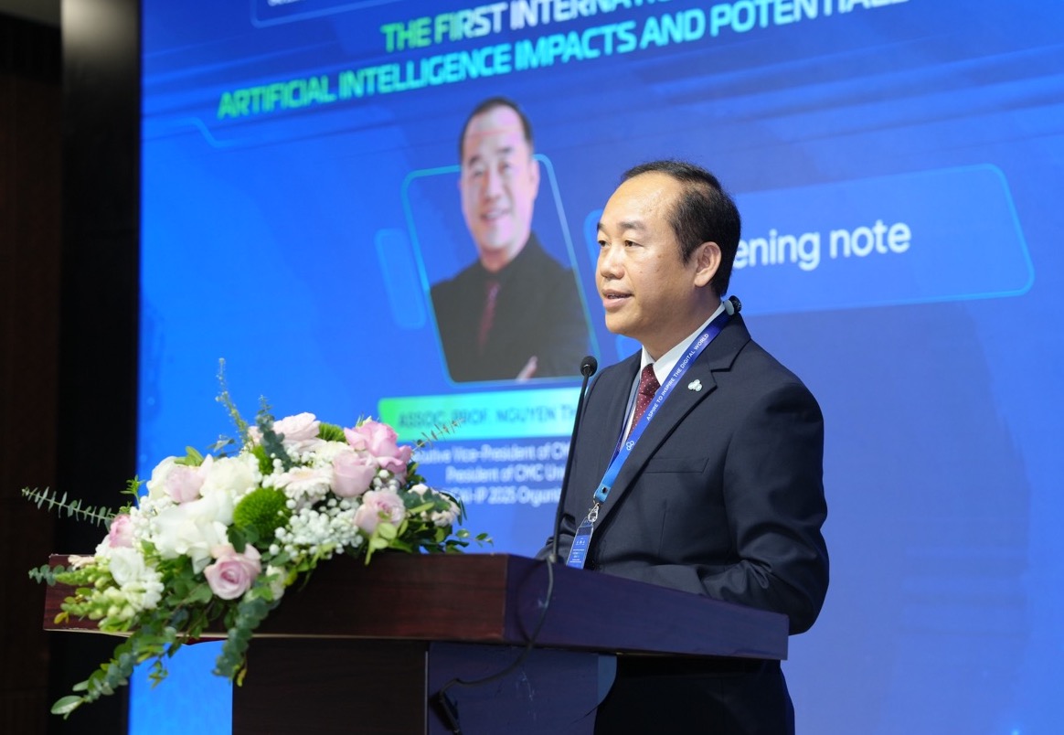 PGS.TS Nguyen Thanh Tung – Pho Chu tich EVP Tap doan CMC, Hieu truong Truong Dai hoc CMC. Anh: BTC