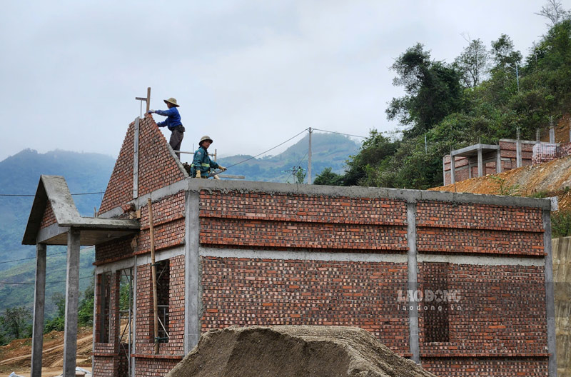 In 2025, 131 families with meritorious services and relatives of martyrs in Cao Bang will be supported with housing. Photo: Tan Van