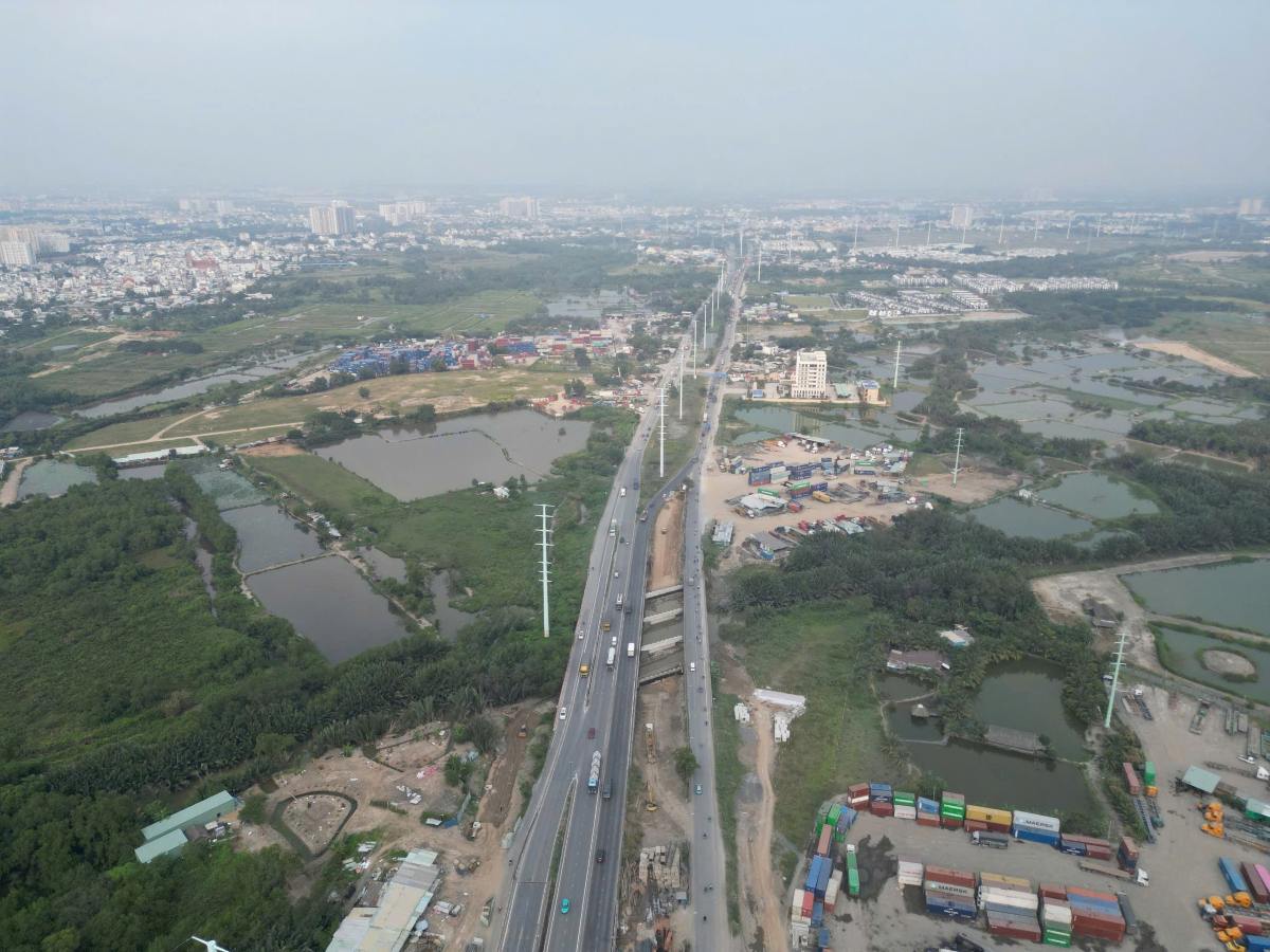 Du an dat muc tieu hoan thanh vao thang 4.2026. Anh: Anh Tu