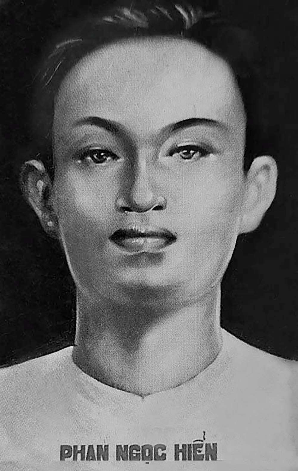 Anh hung luc luong vu trang nhan dan Phan Ngoc Hien. Anh: Tu lieu