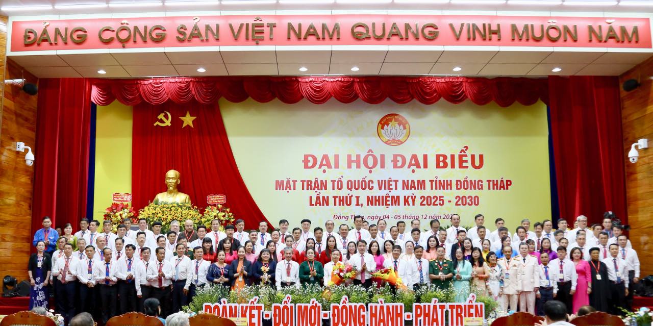 Ra mat Uy ban Mat tran To quoc Viet Nam tinh Dong Thap khoa I, nhiem ky 2025 - 2030. Anh: Thanh Nhan