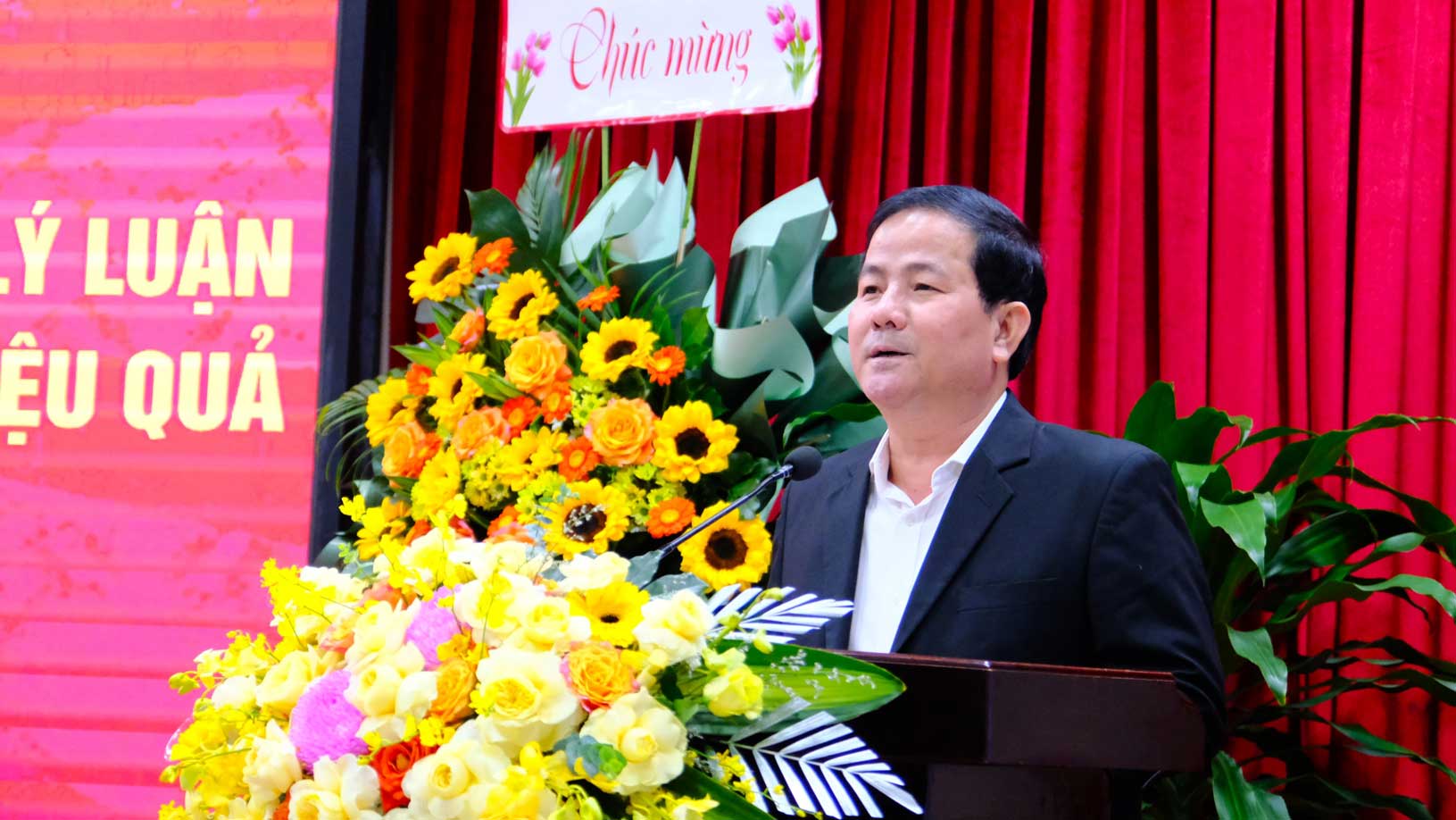 Ong Tran Van Huyen – Pho Bi thu Thanh uy Can Tho – phat bieu. Anh: My Ly