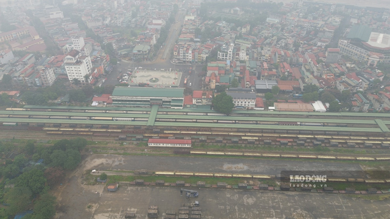 Tuyen duong sat Lao Cai-Ha Noi-Hai Phong du kien khoi cong vao ngay 19.12. Anh: Dinh Dai