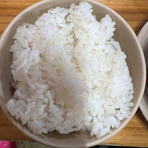 Eating cold rice properly is good for blood sugar and can help you lose weight. Photo: Kieu Vu.