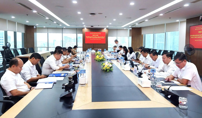 Toan canh hoi nghi kiem diem tap the Ban Chap hanh Dang bo va cac dong chi Bi thu, Pho Bi thu, Uy vien Ban Thuong vu, Dang uy vien Dang uy EVNHCMC. Anh: EVNHCMC cung cap