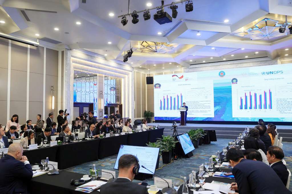 Quang canh Dien dan Kinh te - Tai chinh Viet Nam 2025. Anh: Bo Tai chinh