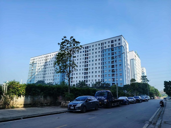 Many people have a need to buy social housing. Photo: Xuyen Dong