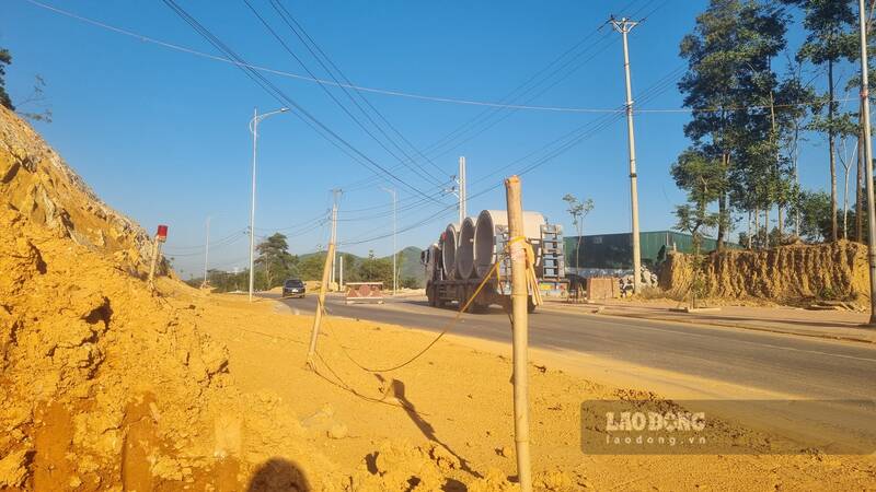 Sat lo de doa su an toan cua cac phuong tien. Anh: Viet Bac