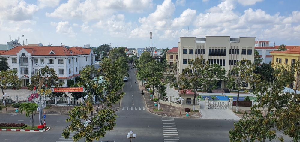 A corner of the administrative area of Bac Lieu province is now Bac Lieu ward, Ca Mau province with many redundant headquarters that need to be arranged. Photo: Nhat Ho