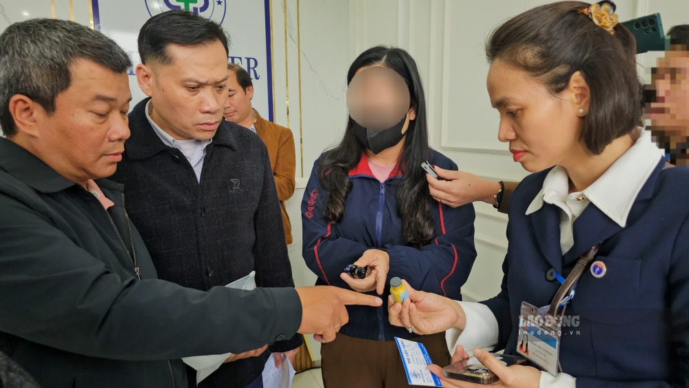 Bà Xuân cùng các nhân viên khai báo thiếu trung thực với đoàn kiểm tra. Ảnh: PV