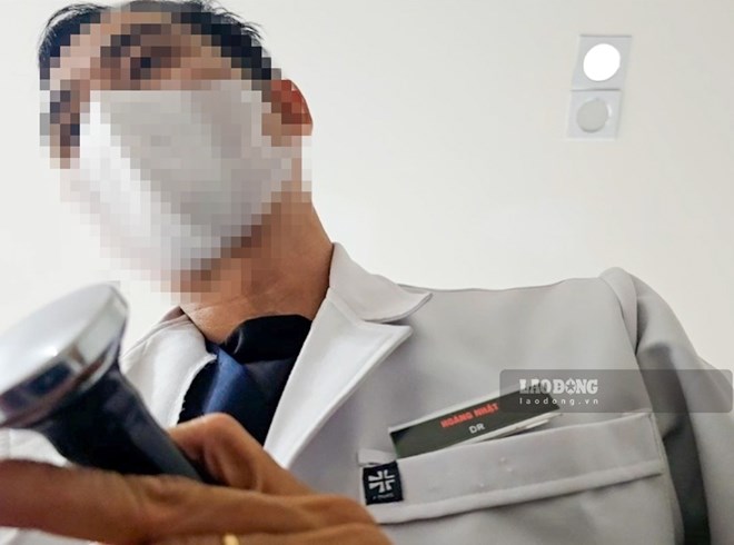 “DR Hoàng Nhật” - người trực tiếp thăm khám, điều trị cho bệnh nhân không có mặt tại thời điểm kiểm tra. (Ảnh chụp ngày 21.11). Ảnh: PV