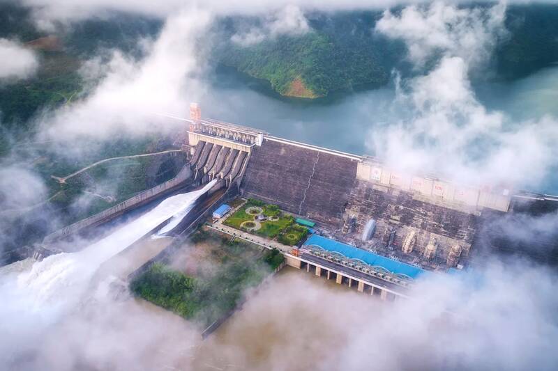 Son La Hydropower Plant. Photo: Truong Son