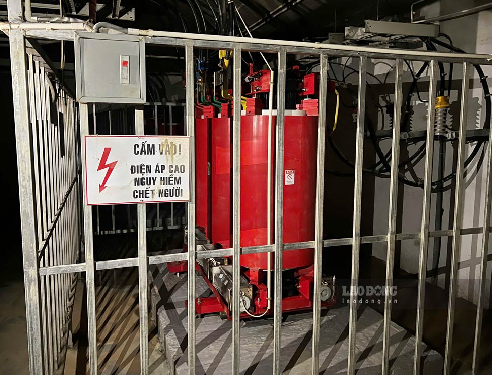 Tram bien ap duoi ham hu hong sau lu. Anh: Hoai Phuong